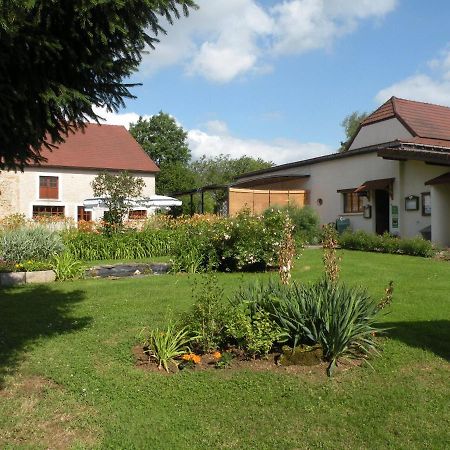 Tente Familiale Au Camping Hautoreille Bannes  Екстер'єр фото